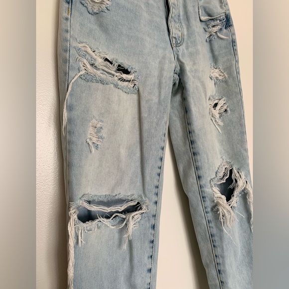Garage Mid-Rise Ripped Boyfriend Jeans Size 3 - Picture 2 of 7